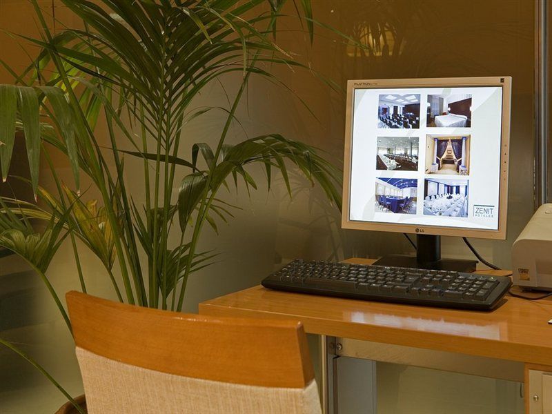 Zenit Malaga Hotel Ngoại thất bức ảnh